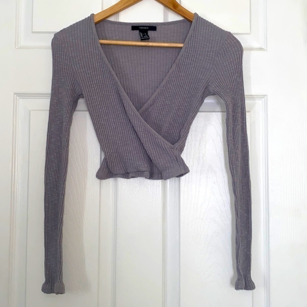 Forever21 long sleeve crop top
